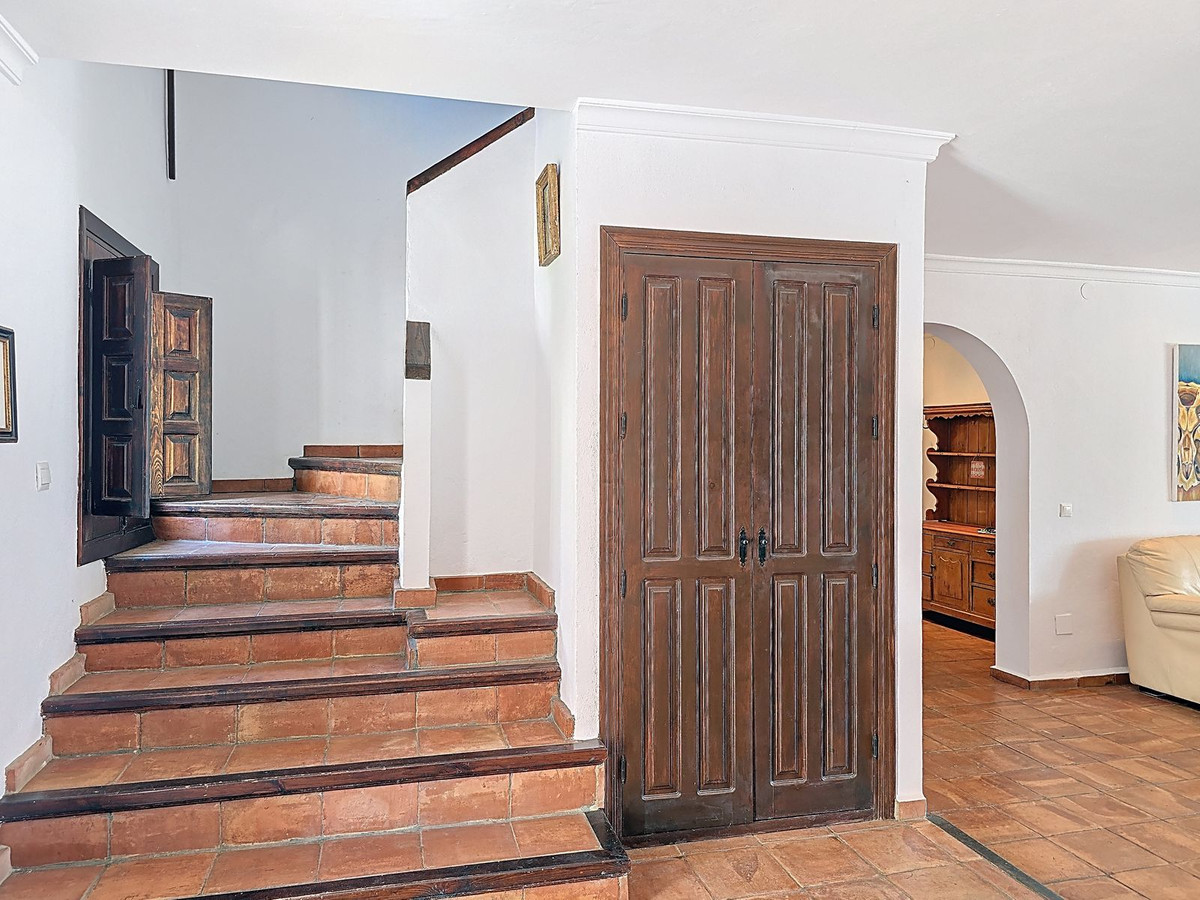 7 Bed Townhouse for sale in Torrox Costa Del Sol East, Málaga, Spain