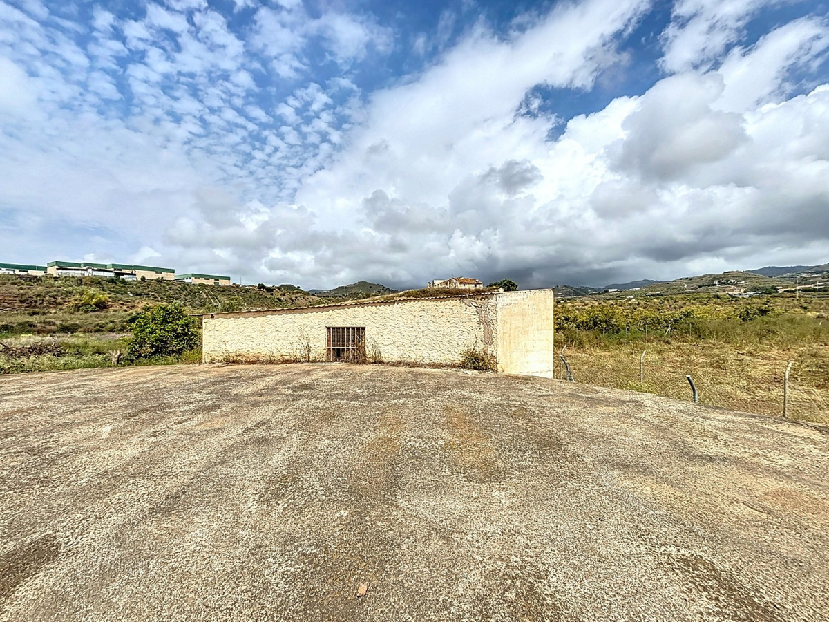 1 Bed Plots for sale in Almayate Costa Del Sol East, Málaga, Spain