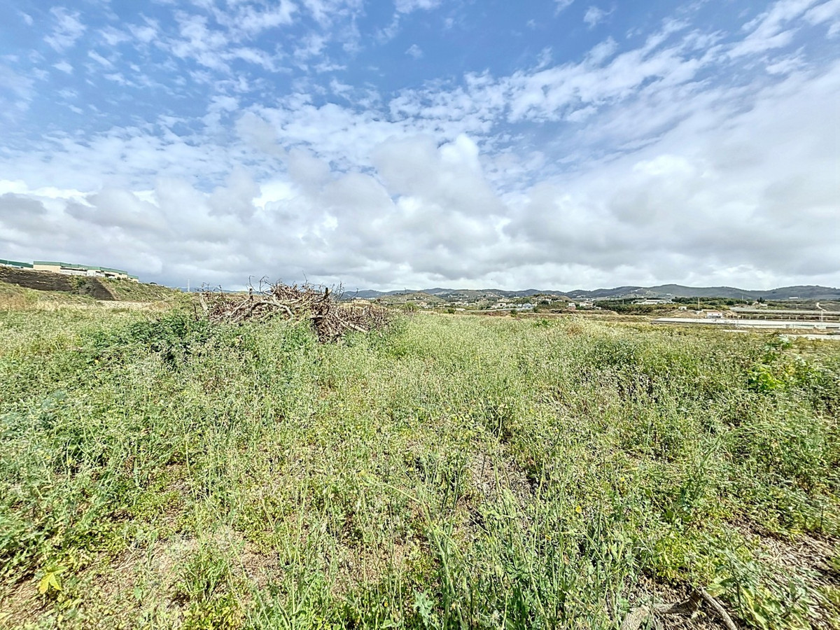 1 Bed Plots for sale in Almayate Costa Del Sol East, Málaga, Spain