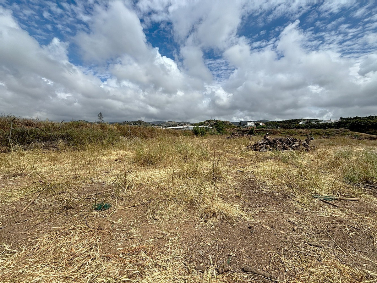 1 Bed Plots for sale in Almayate Costa Del Sol East, Málaga, Spain