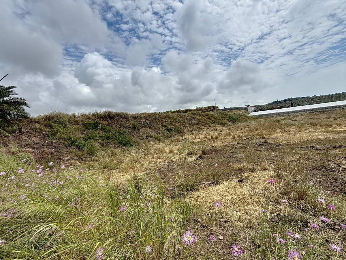 1 Bed Plots for sale in Almayate Costa Del Sol East, Málaga, Spain