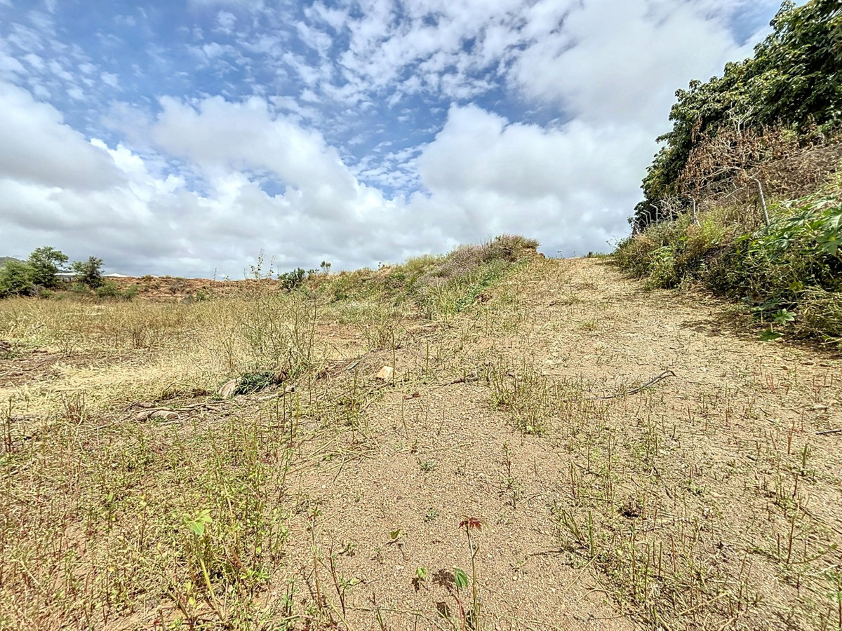 1 Bed Plots for sale in Almayate Costa Del Sol East, Málaga, Spain