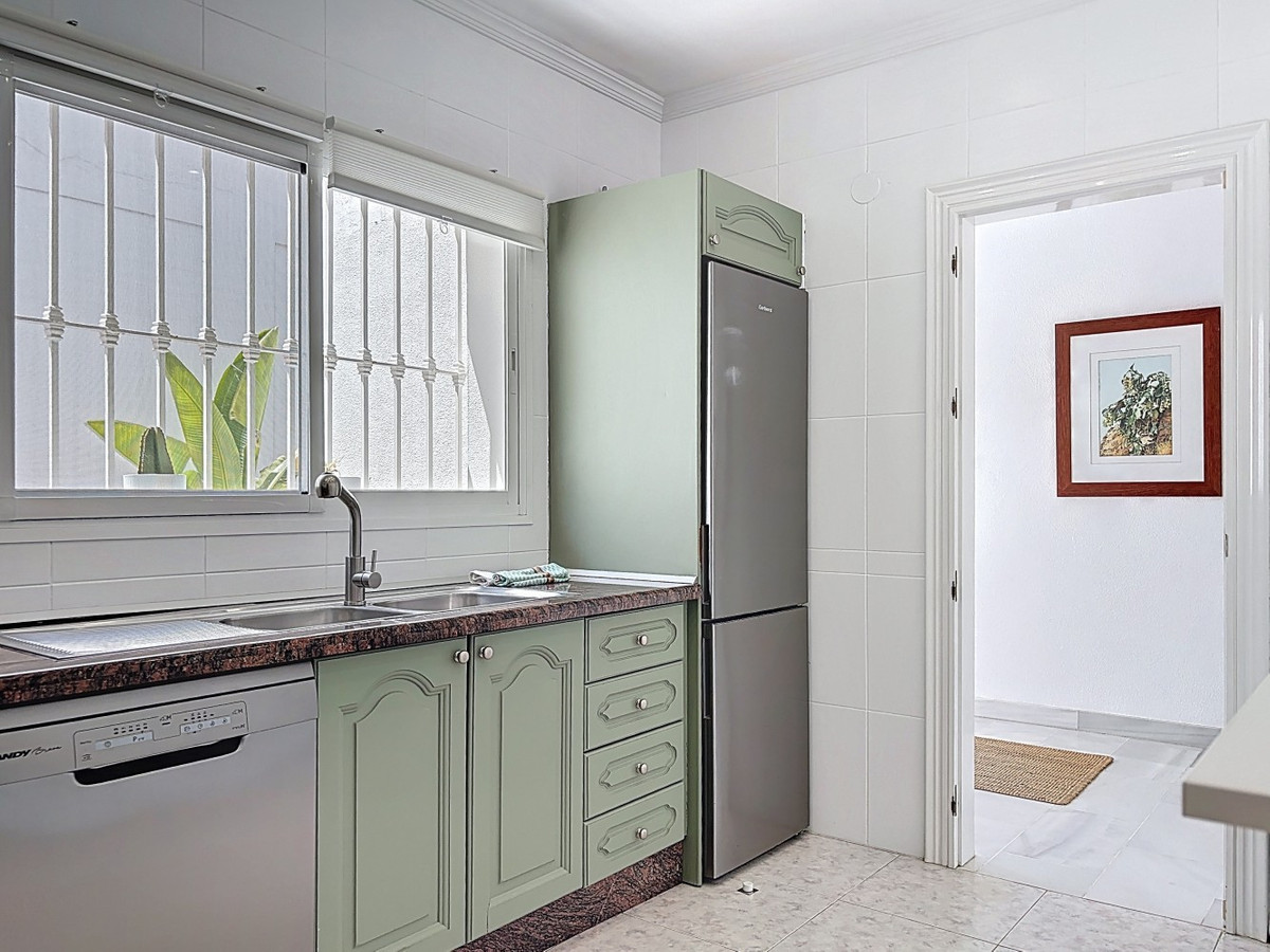 3 Bed Townhouse for sale in Caleta De Vélez Costa Del Sol East, Málaga, Spain