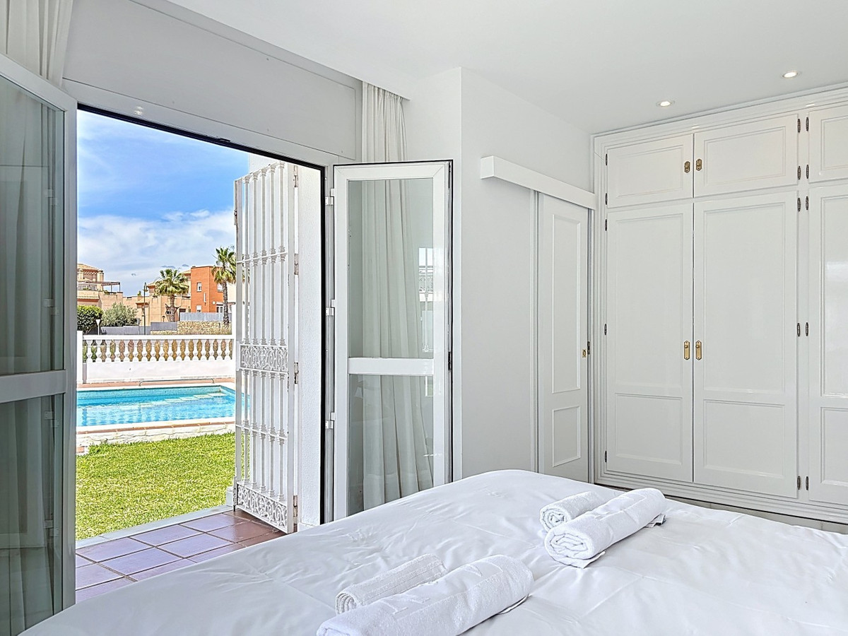 3 Bed Townhouse for sale in Caleta De Vélez Costa Del Sol East, Málaga, Spain