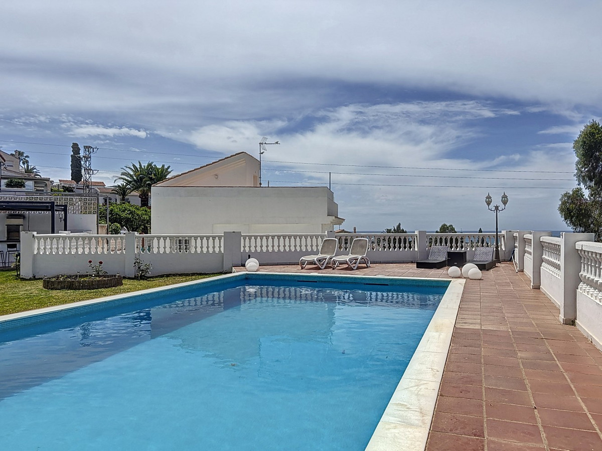 3 Bed Townhouse for sale in Caleta De Vélez Costa Del Sol East, Málaga, Spain