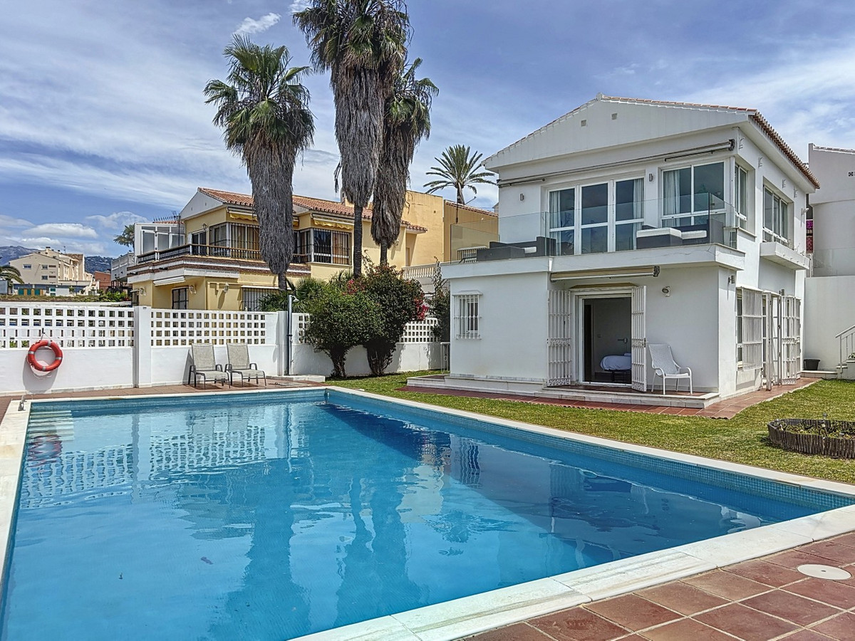 3 Bed Townhouse for sale in Caleta De Vélez Costa Del Sol East, Málaga, Spain