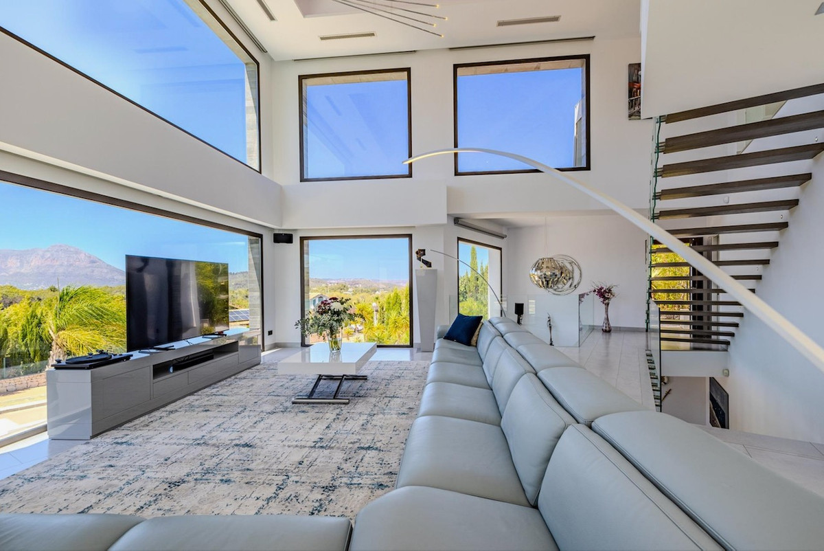 5 Bed Townhouse for sale in Javea Costa Blanca, Alicante, Spain