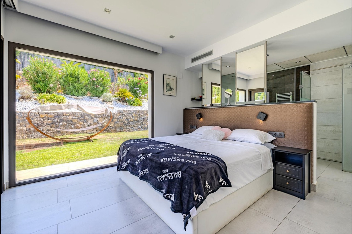 5 Bed Townhouse for sale in Javea Costa Blanca, Alicante, Spain