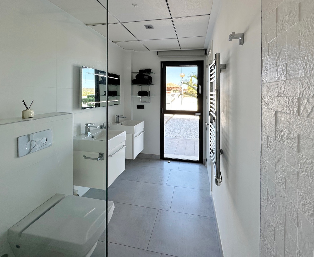 5 Bed Townhouse for sale in Javea Costa Blanca, Alicante, Spain