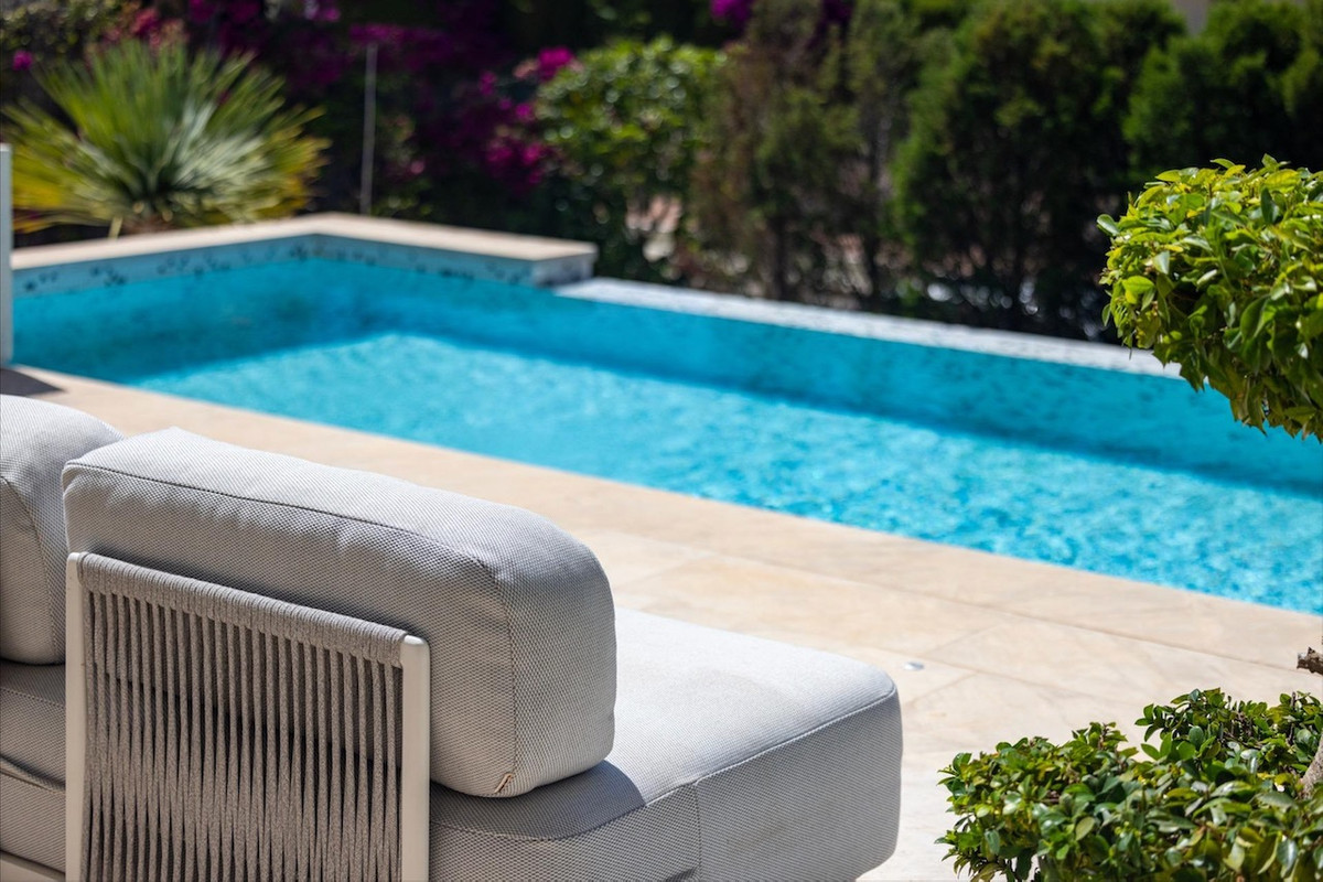 5 Bed Townhouse for sale in Javea Costa Blanca, Alicante, Spain