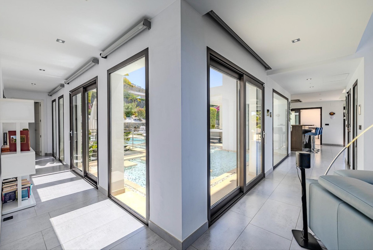 5 Bed Townhouse for sale in Javea Costa Blanca, Alicante, Spain