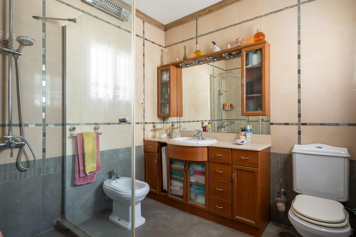 3 Bed Townhouse for sale in Arroyo De La Miel Costa Del Sol, Málaga, Spain