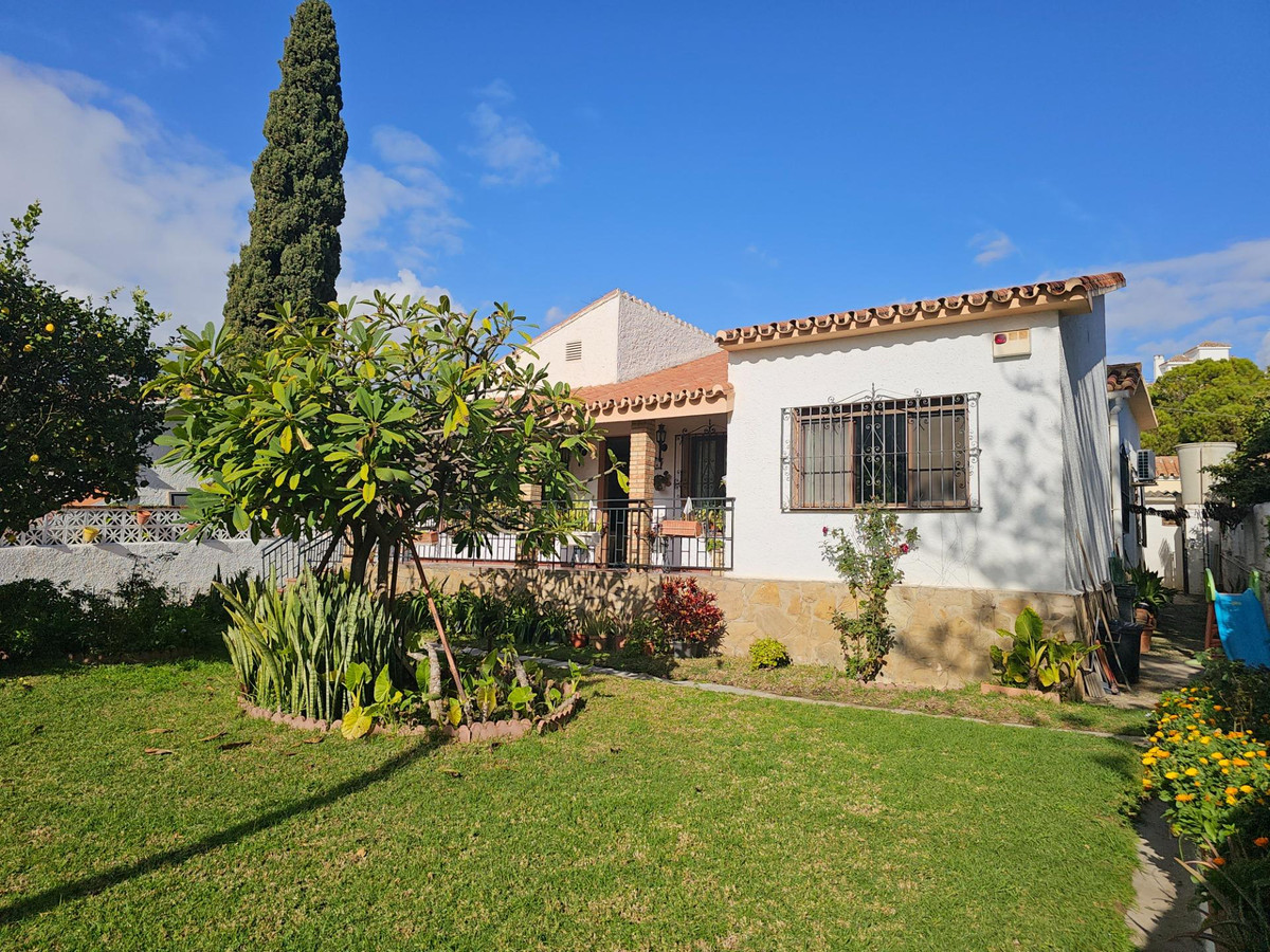 3 Bed Townhouse for sale in Arroyo De La Miel Costa Del Sol, Málaga, Spain