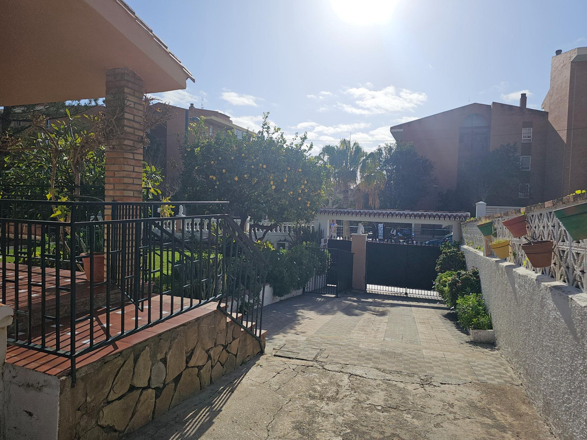 3 Bed Townhouse for sale in Arroyo De La Miel Costa Del Sol, Málaga, Spain