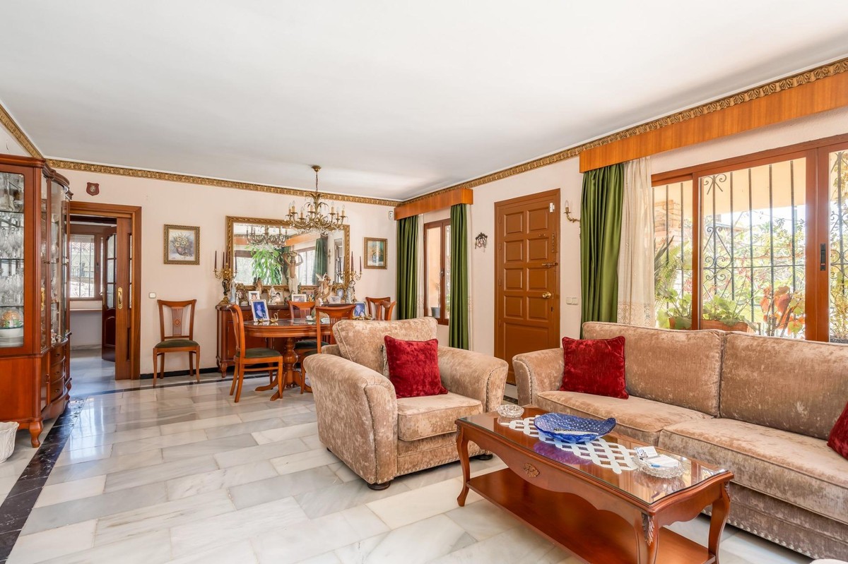 3 Bed Townhouse for sale in Arroyo De La Miel Costa Del Sol, Málaga, Spain