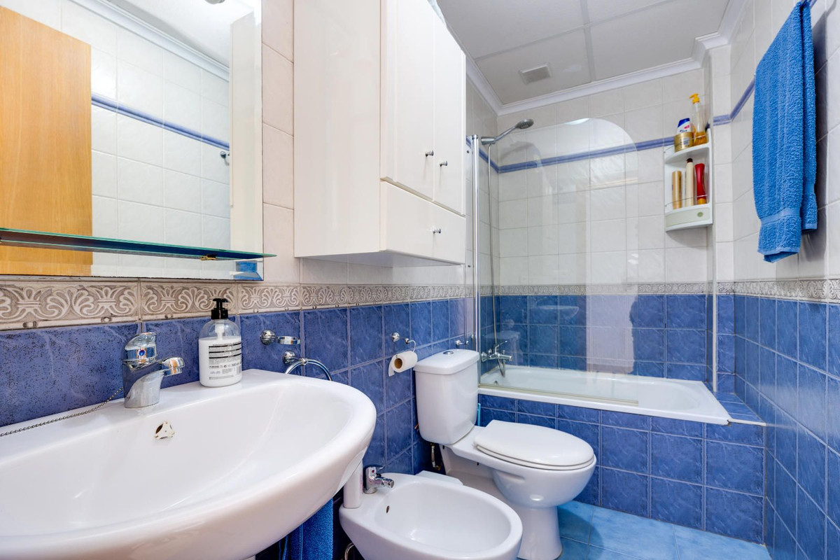 Se vende Ático de 2 dormitorios en Costa Blanca, Alicante, España