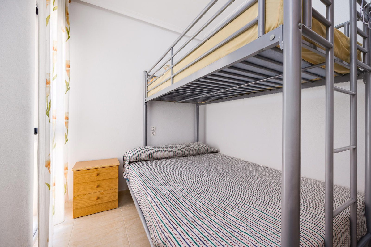 Se vende Ático de 2 dormitorios en Costa Blanca, Alicante, España
