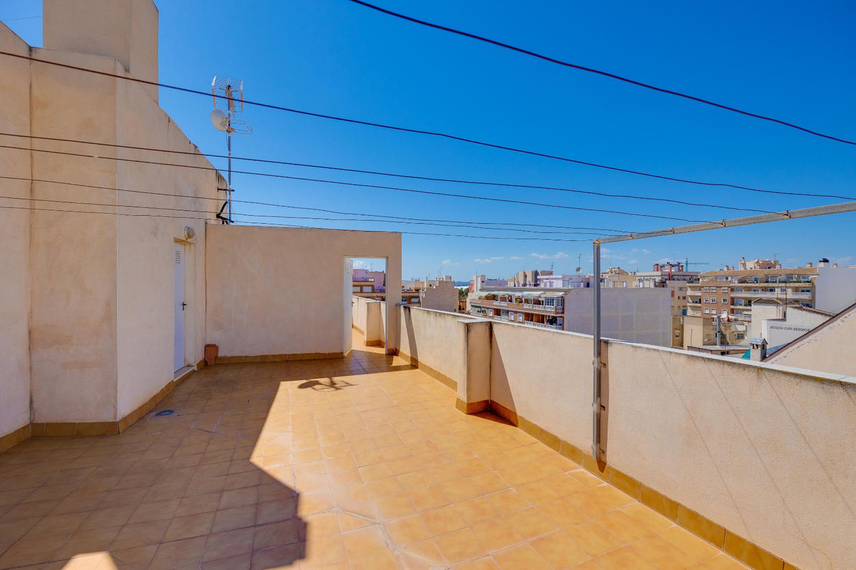 Se vende Ático de 2 dormitorios en Costa Blanca, Alicante, España