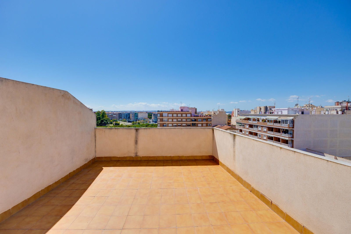Se vende Ático de 2 dormitorios en Costa Blanca, Alicante, España