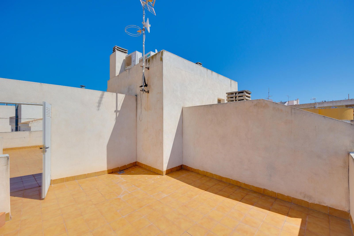 Se vende Ático de 2 dormitorios en Costa Blanca, Alicante, España