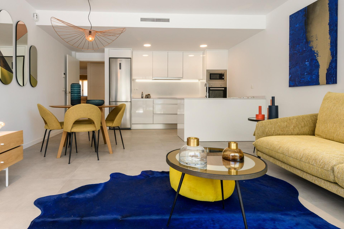 Se vende Apartamento Planta Baja de 2 dormitorios en Costa Blanca, Alicante, España
