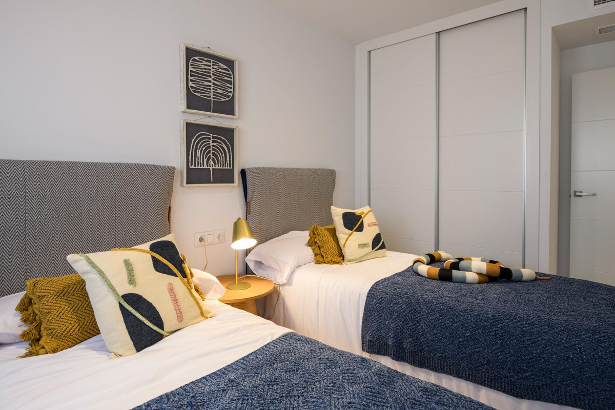 Se vende Apartamento Planta Baja de 2 dormitorios en Costa Blanca, Alicante, España