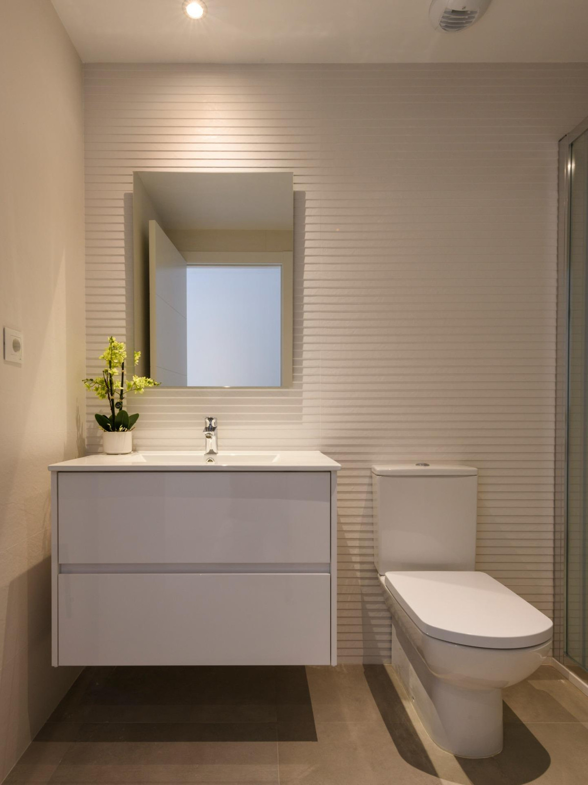 Se vende Apartamento Planta Baja de 2 dormitorios en Costa Blanca, Alicante, España