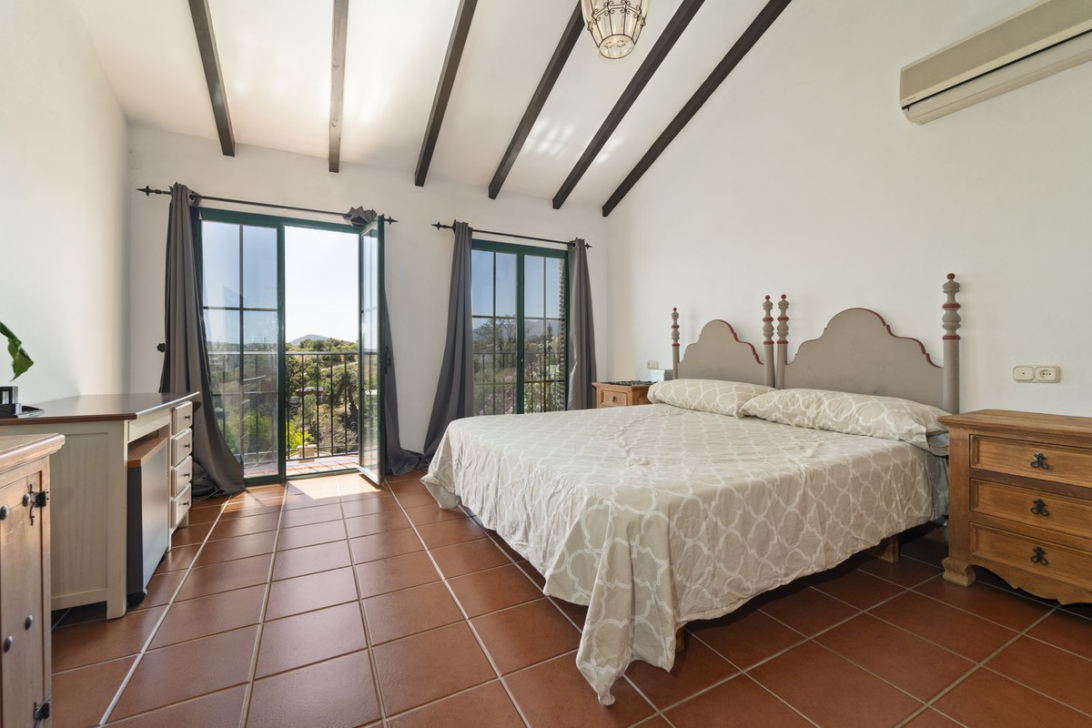 5 Bed Townhouse for sale in Mijas Costa Del Sol, Málaga, Spain