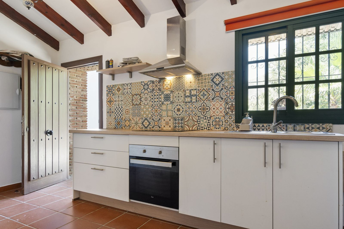 5 Bed Townhouse for sale in Mijas Costa Del Sol, Málaga, Spain