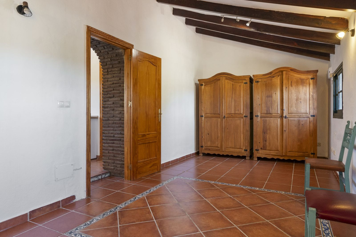 5 Bed Townhouse for sale in Mijas Costa Del Sol, Málaga, Spain