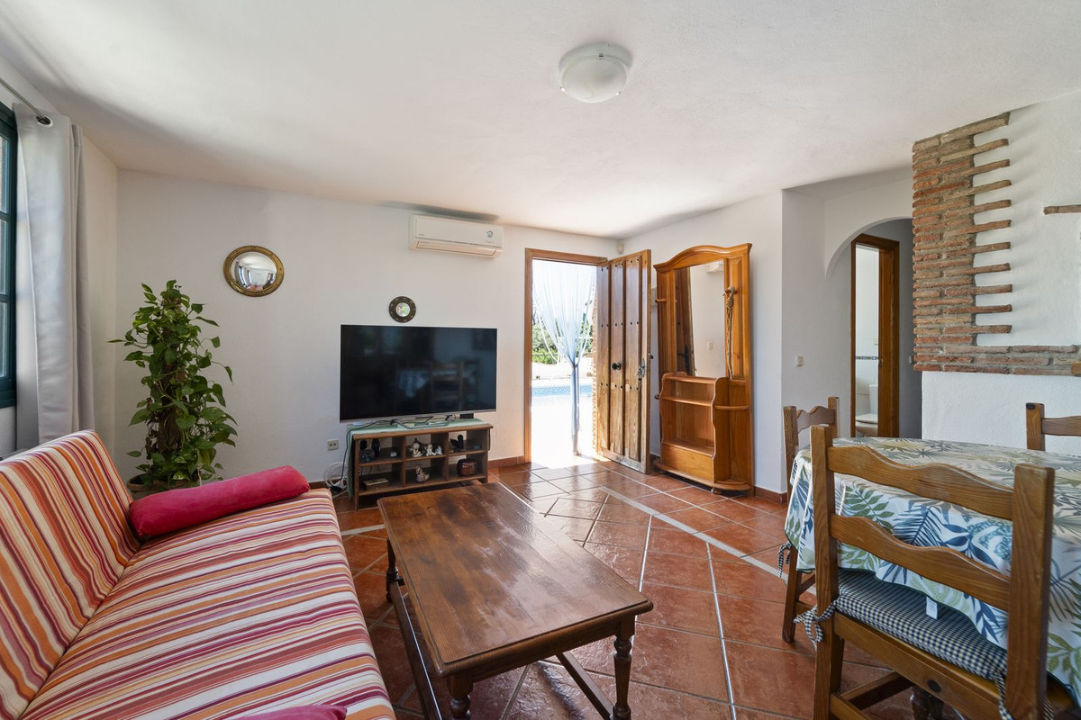 5 Bed Townhouse for sale in Mijas Costa Del Sol, Málaga, Spain