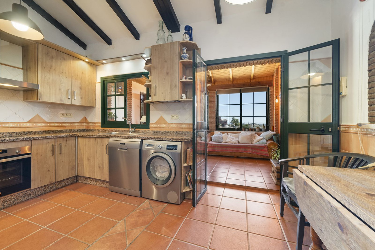 5 Bed Townhouse for sale in Mijas Costa Del Sol, Málaga, Spain