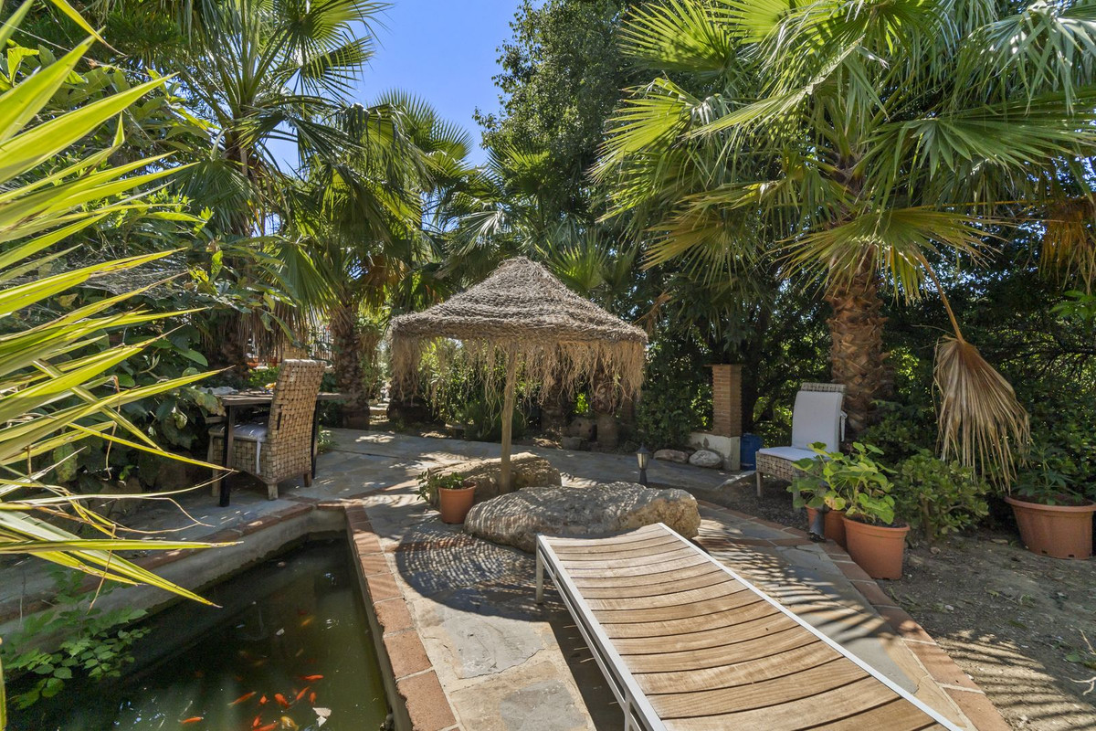 5 Bed Townhouse for sale in Mijas Costa Del Sol, Málaga, Spain