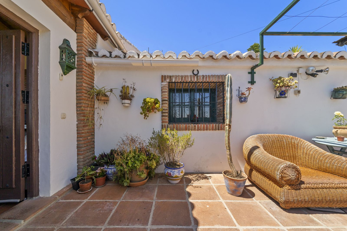 5 Bed Townhouse for sale in Mijas Costa Del Sol, Málaga, Spain