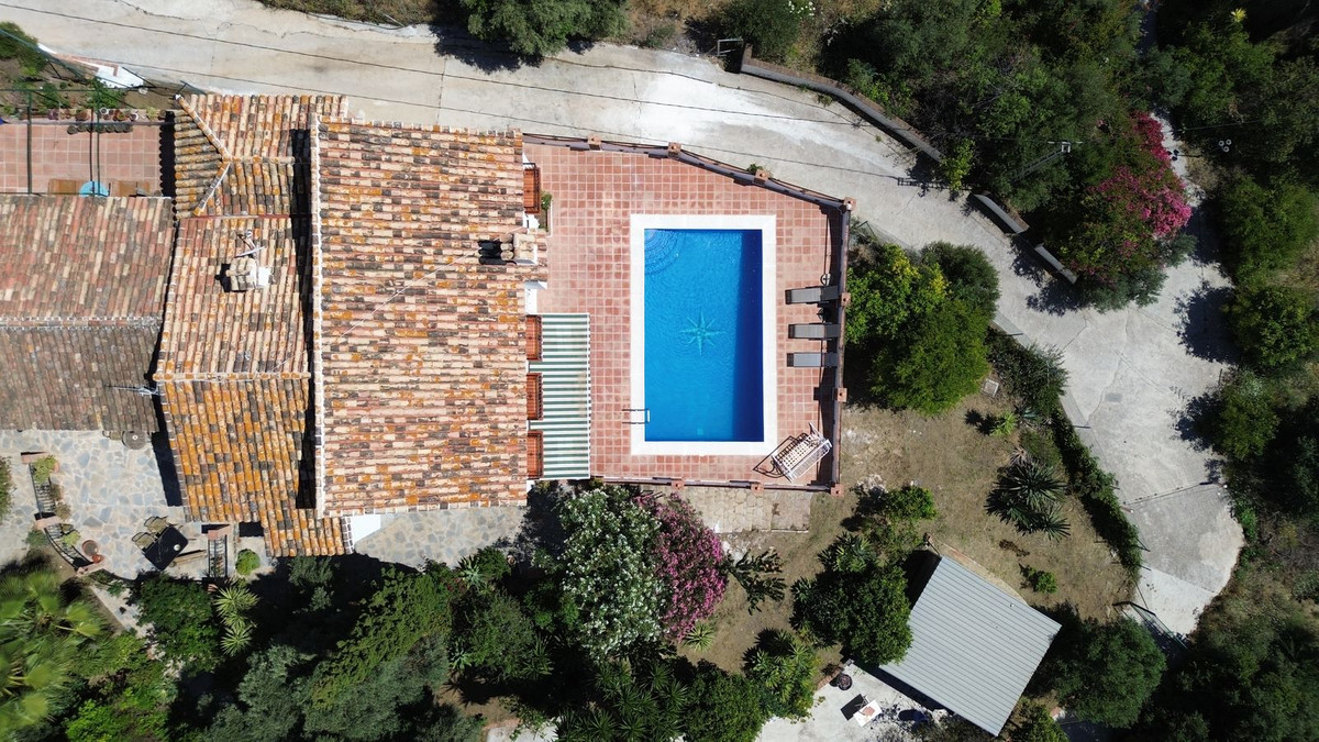 5 Bed Townhouse for sale in Mijas Costa Del Sol, Málaga, Spain