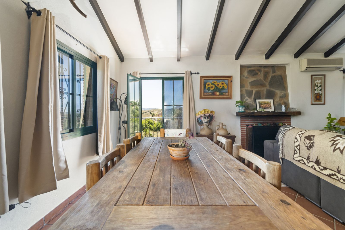 5 Bed Townhouse for sale in Mijas Costa Del Sol, Málaga, Spain