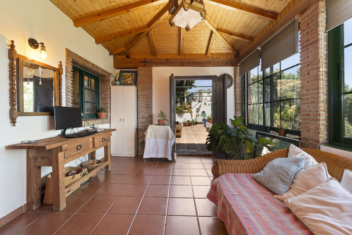 5 Bed Townhouse for sale in Mijas Costa Del Sol, Málaga, Spain