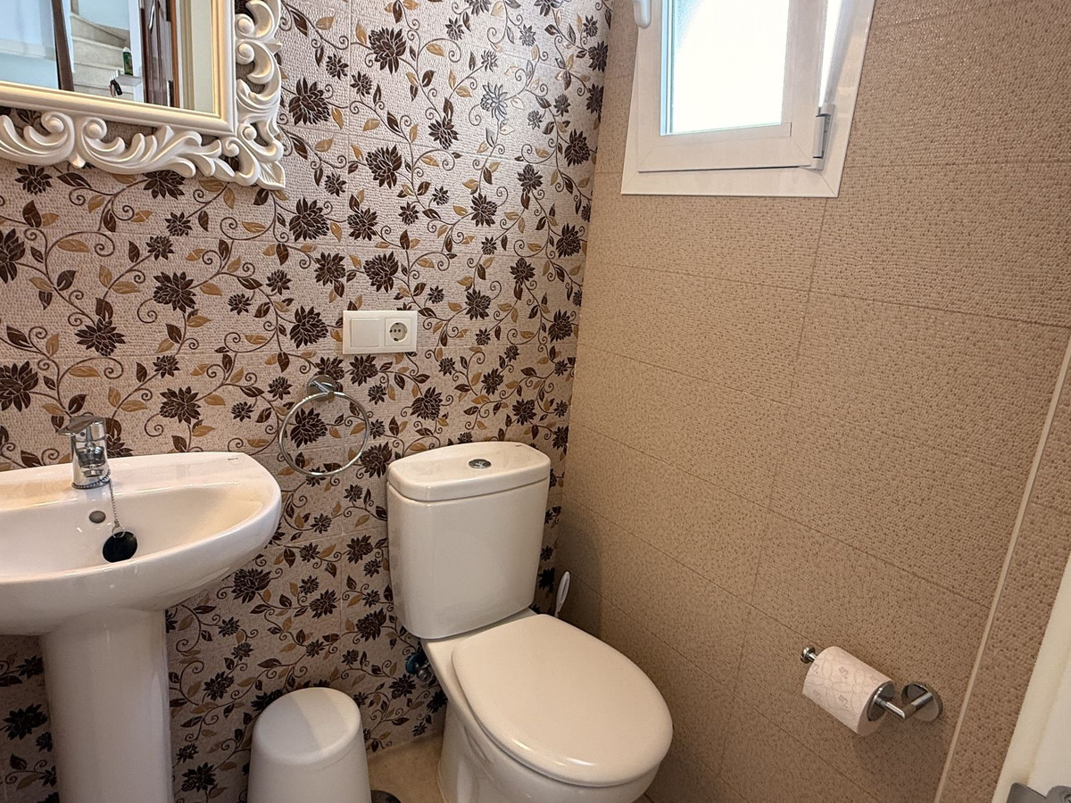 3 Bed Townhouse for sale in Nerja Costa Del Sol East, Málaga, Spain