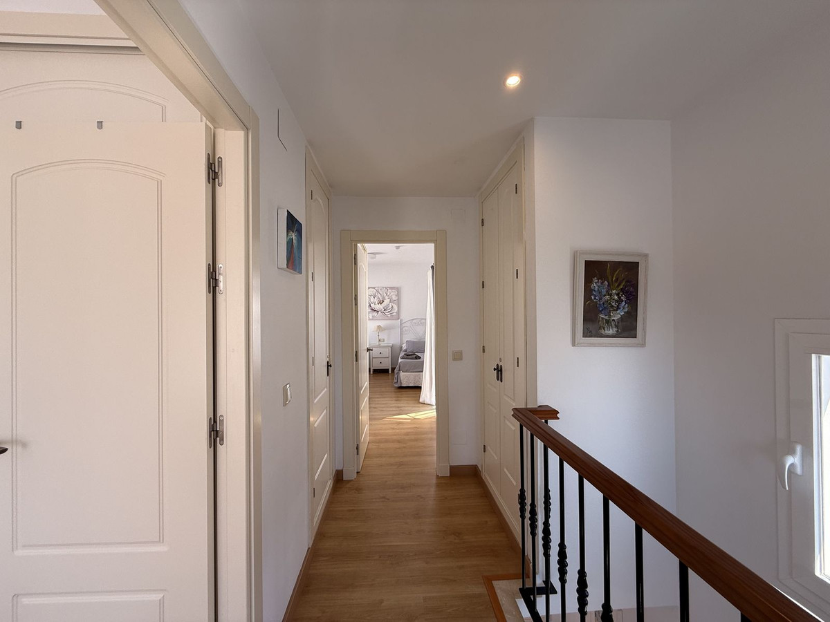 3 Bed Townhouse for sale in Nerja Costa Del Sol East, Málaga, Spain