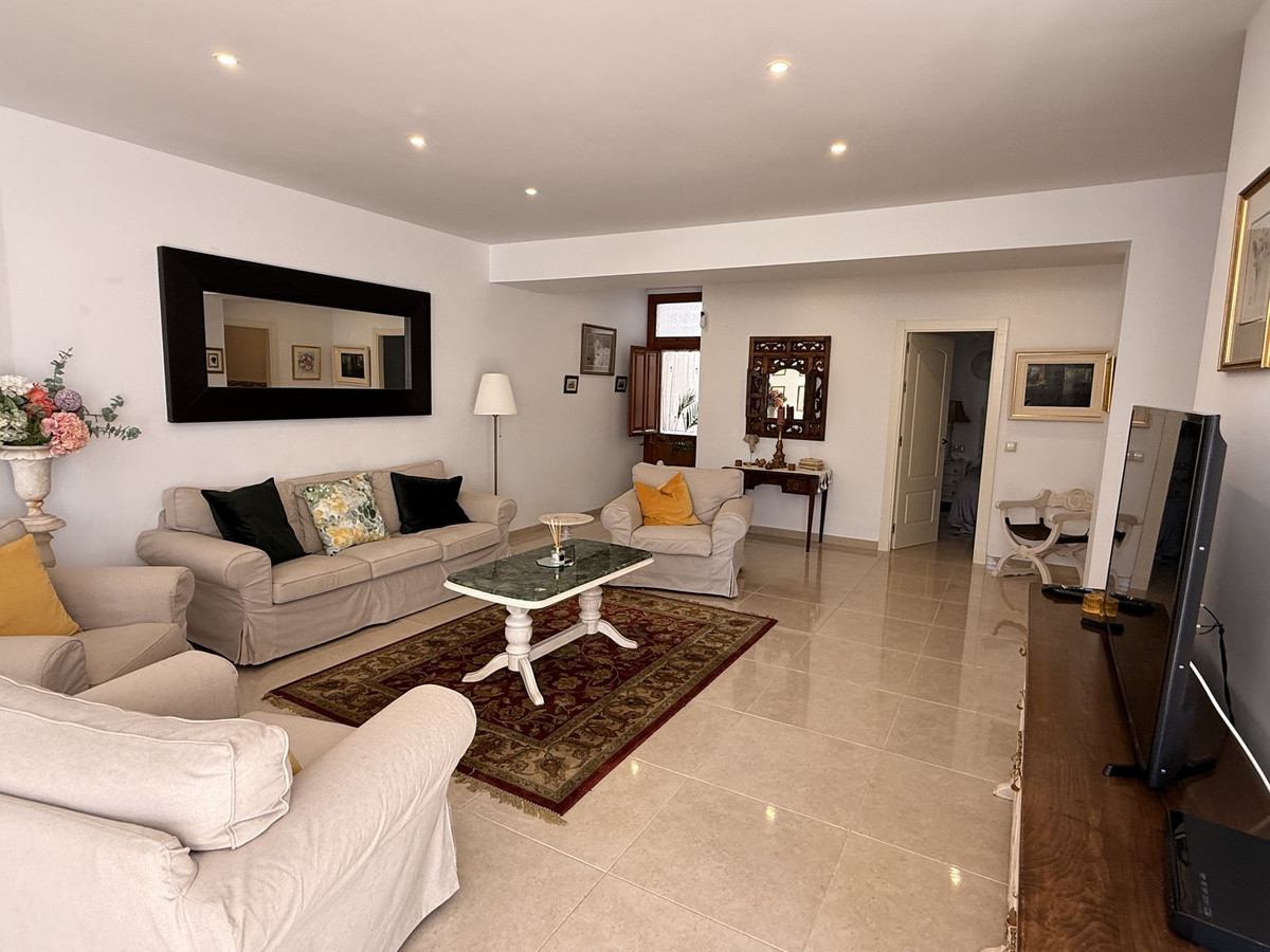 3 Bed Townhouse for sale in Nerja Costa Del Sol East, Málaga, Spain