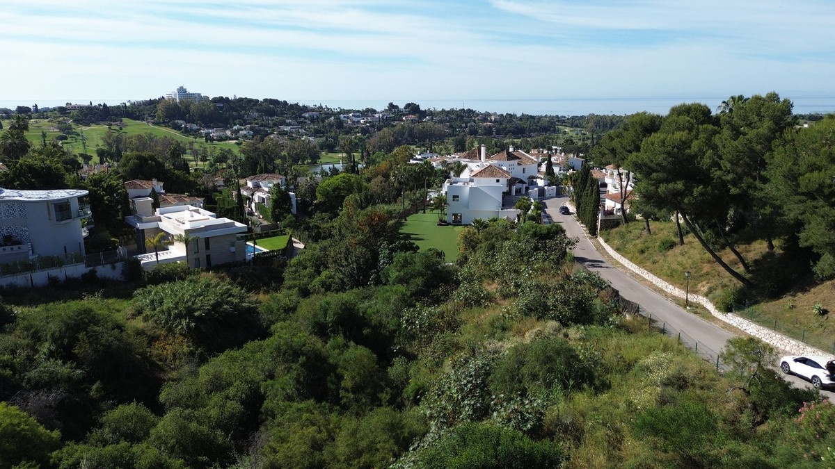 Plots for sale in El Paraiso Costa Del Sol, Málaga, Spain