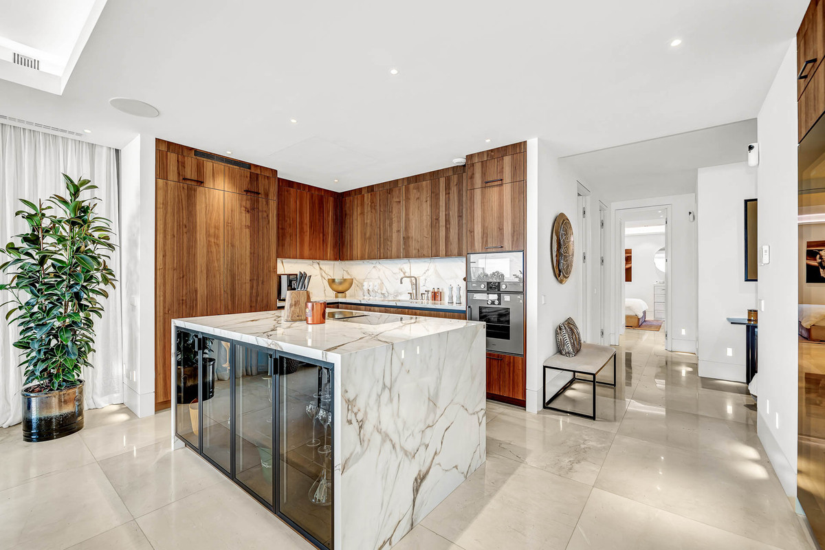 3 Bed Apartment for sale in La Quinta Costa Del Sol, Málaga, Spain