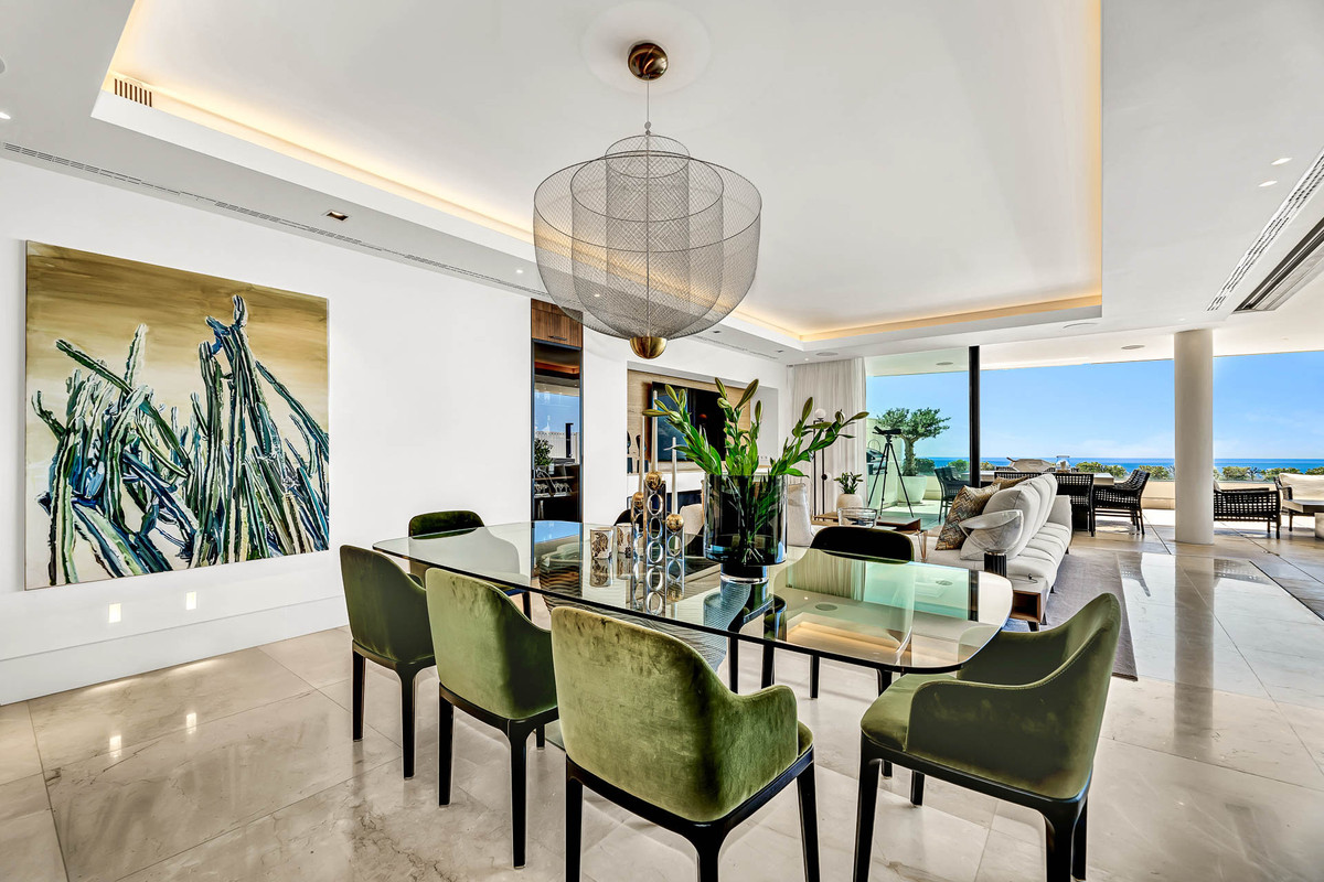 3 Bed Apartment for sale in La Quinta Costa Del Sol, Málaga, Spain