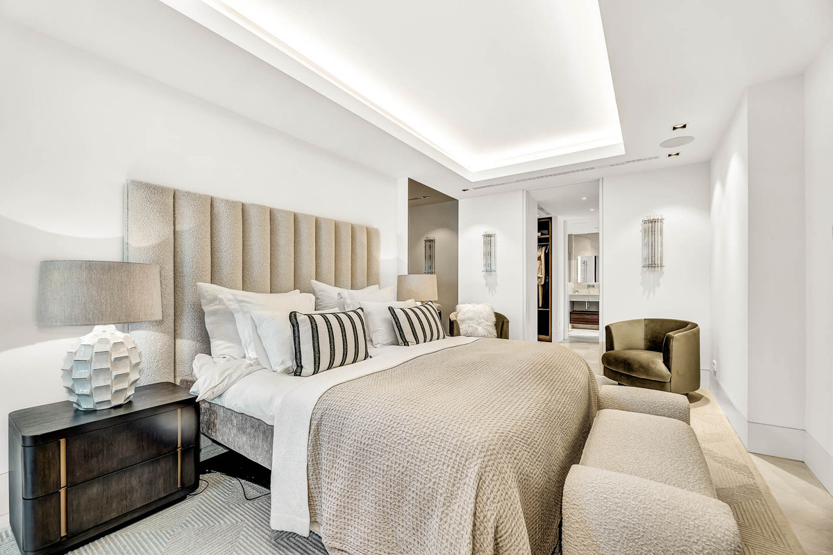 3 Bed Apartment for sale in La Quinta Costa Del Sol, Málaga, Spain