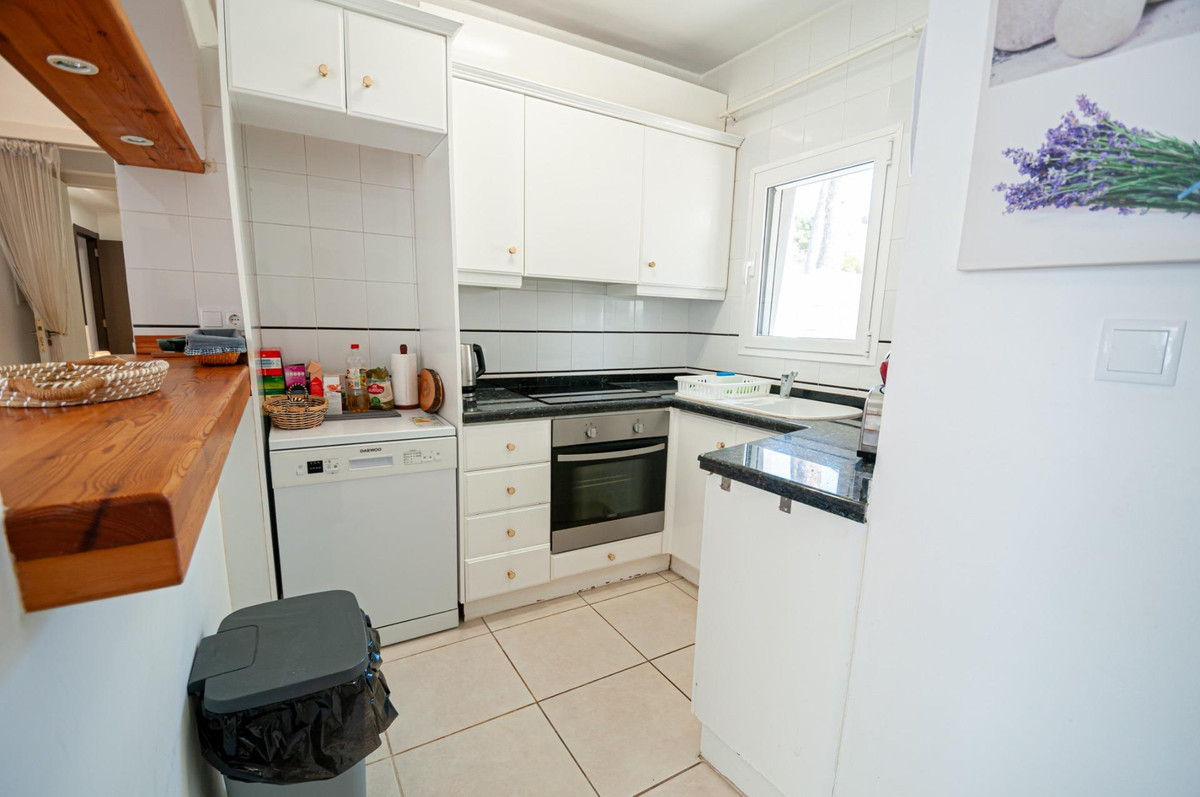 Se vende Villa - Chalet de 6 dormitorios en Costa Blanca, Alicante, España