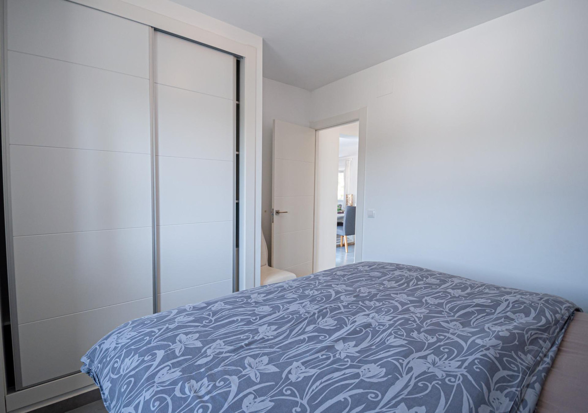 Se vende Villa - Chalet de 6 dormitorios en Costa Blanca, Alicante, España