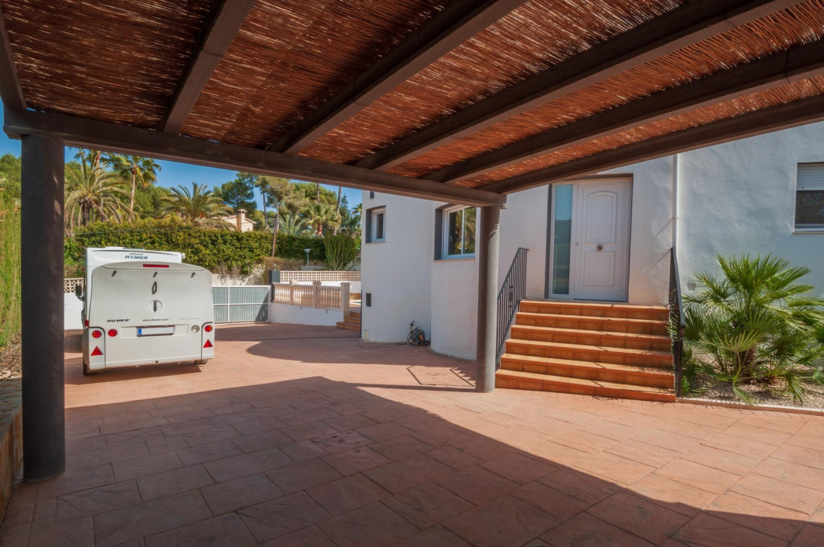 Se vende Villa - Chalet de 6 dormitorios en Costa Blanca, Alicante, España