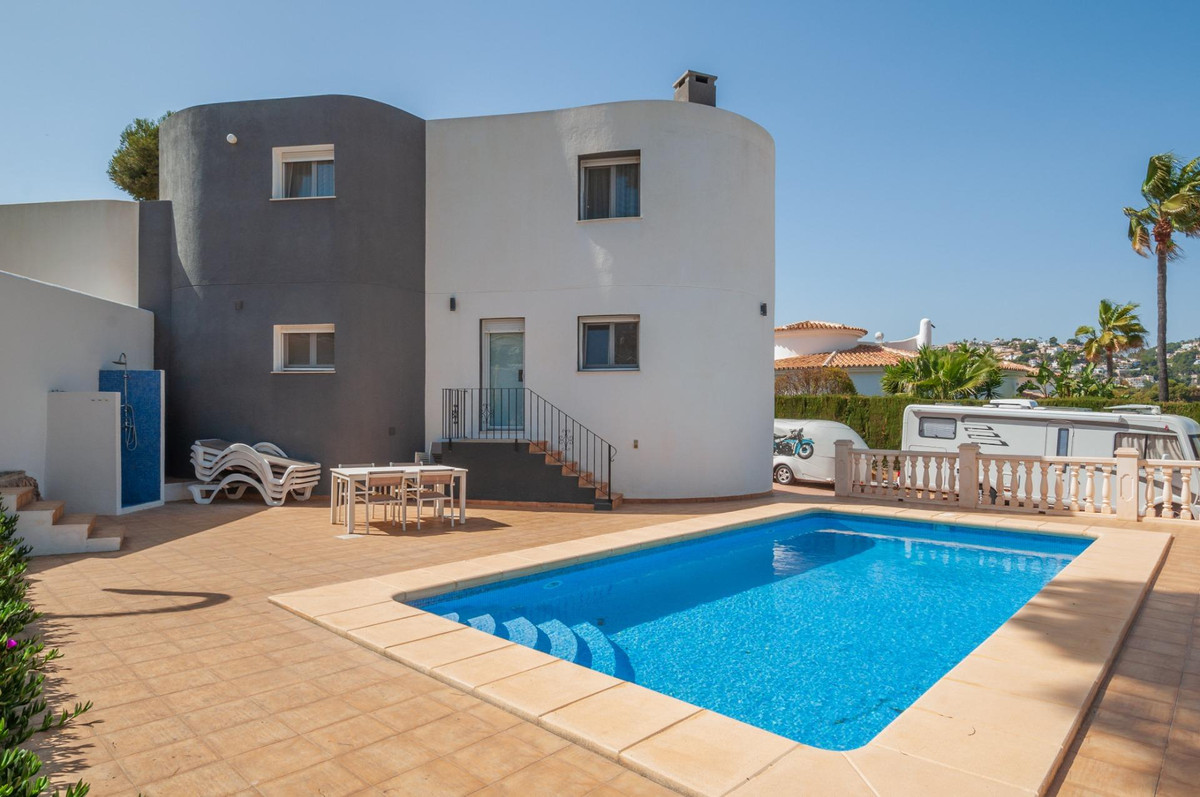 Se vende Villa - Chalet de 6 dormitorios en Costa Blanca, Alicante, España