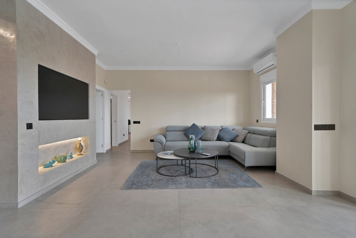 Se vende Villa - Chalet de 9 dormitorios en Costa Del Sol, Málaga, España