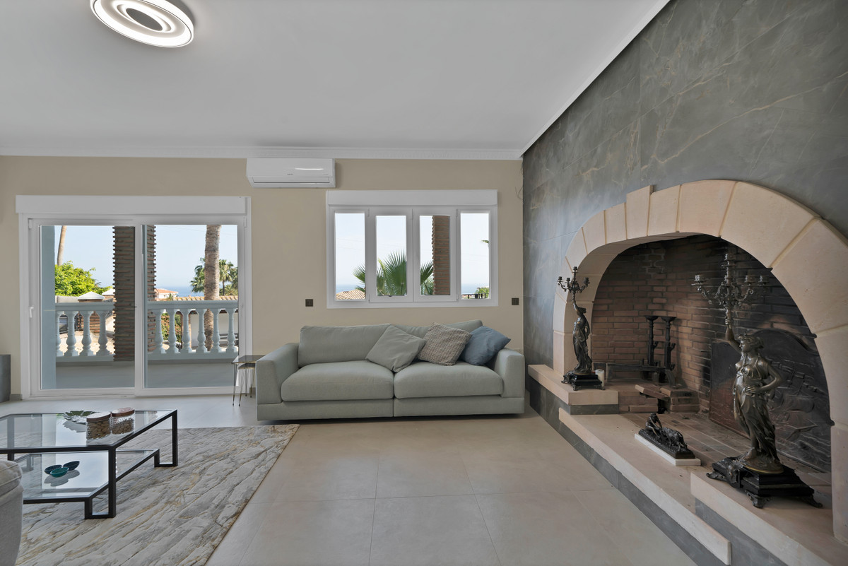 Se vende Villa - Chalet de 9 dormitorios en Costa Del Sol, Málaga, España